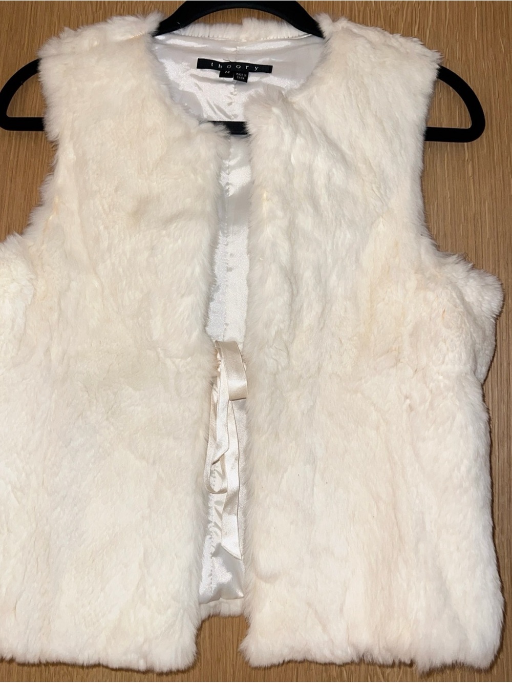Theory Rabbit Fur-lined White Vest Jacket Y2K Size M Mobs Wife Old Money